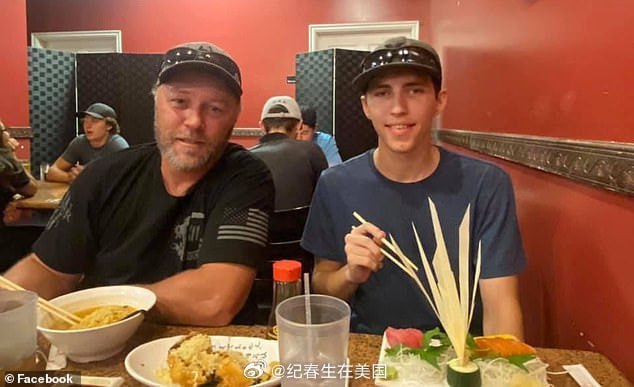 枪杀Charlie Kirk的嫌犯，22岁的Tyler Robinson