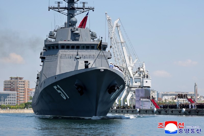 朝鲜“崔贤”号多用途驱逐舰入列典礼 6 月 23 日在南浦港隆重举行